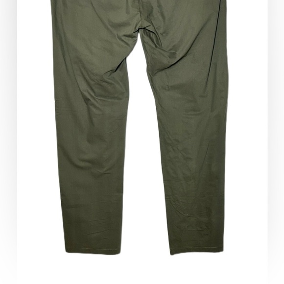 NWT J. Crew 484 Slim-Fit Tech Pant in Cypress Olive, Size 33 X 32 - Picture 9 of 14